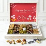 Doğum Gününe Özel Hediyelik Tatlı Paketi Beyaz Kutu 2